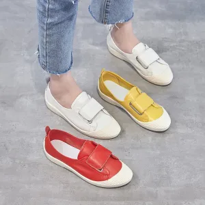 Classic comfortable casual sneakers